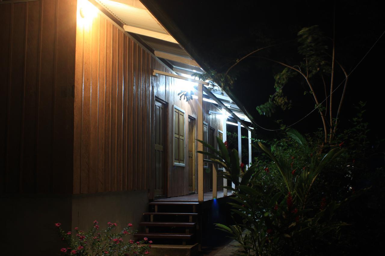 Hospedaje Yarisnori Boca del Drago Exterior foto